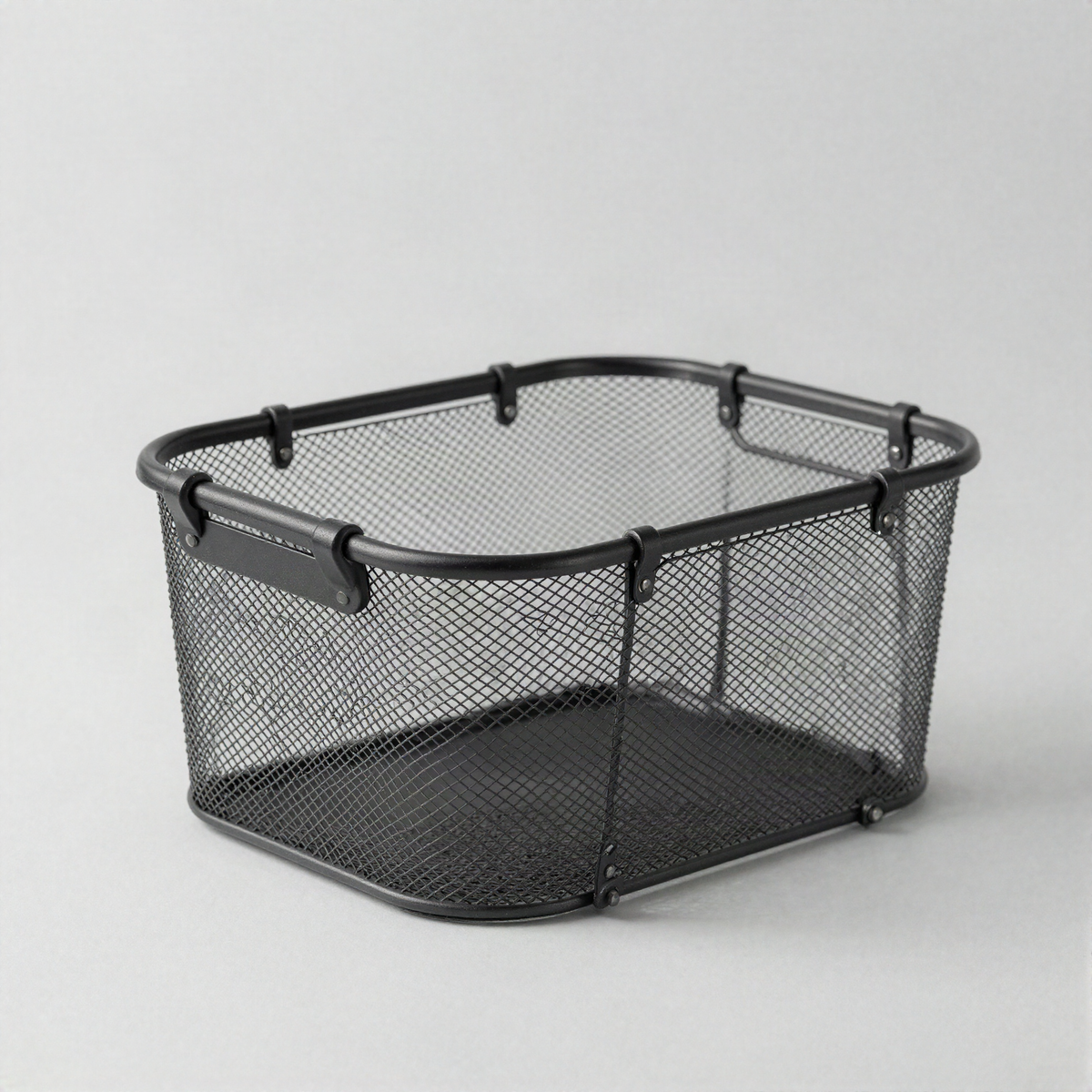 Wire Mesh Storage Basket